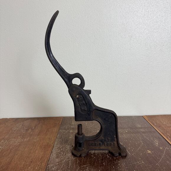 REX 27 Hand Operated Rivet Press ANTIQUE Pat Pend October 9 1900 Cast Iron - Picture 10 of 12
